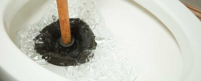 Unclog a Toilet with Baking Soda and Vinegar